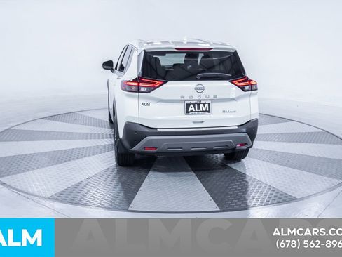 Used 2023 Nissan Rogue SV AWD/4WD image 8