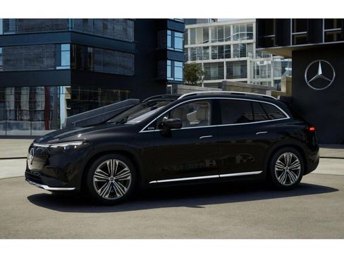 New 2026 Mercedes-Benz EQS 400 4MATIC SUV image 37