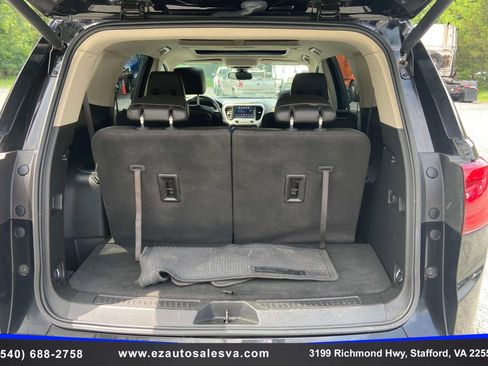 Used 2017 GMC Acadia Denali w/ Technology Package AWD/4WD image 13