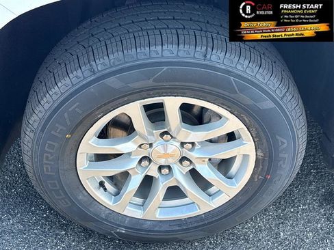 Used 2024 Chevrolet Tahoe LT AWD/4WD image 52