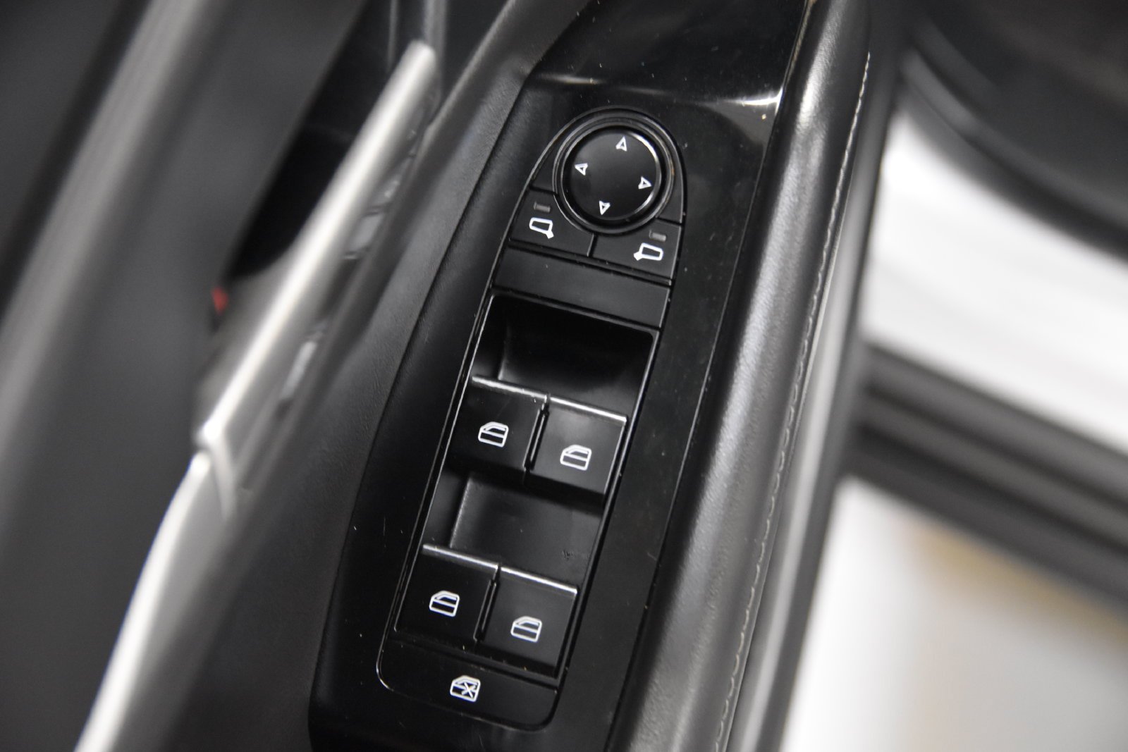 Used 2024 MAZDA CX-30 AWD 2.5 S w/ Select Sport Pkg image 13