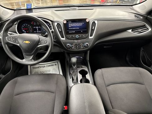 Used 2024 Chevrolet Malibu LT image 21