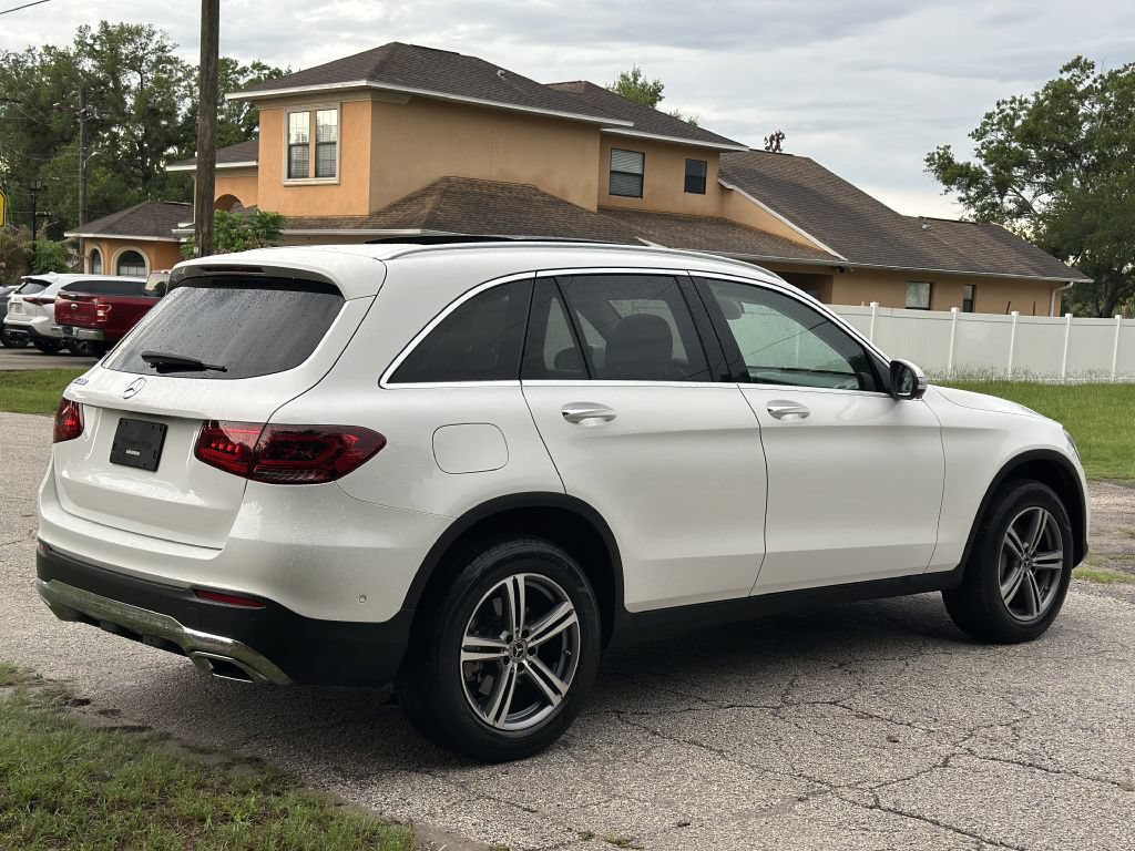 Used 2022 Mercedes-Benz GLC 300 4MATIC w/ Premium Package Lite image 16