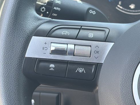 Certified 2025 Hyundai Tucson SE FWD image 14