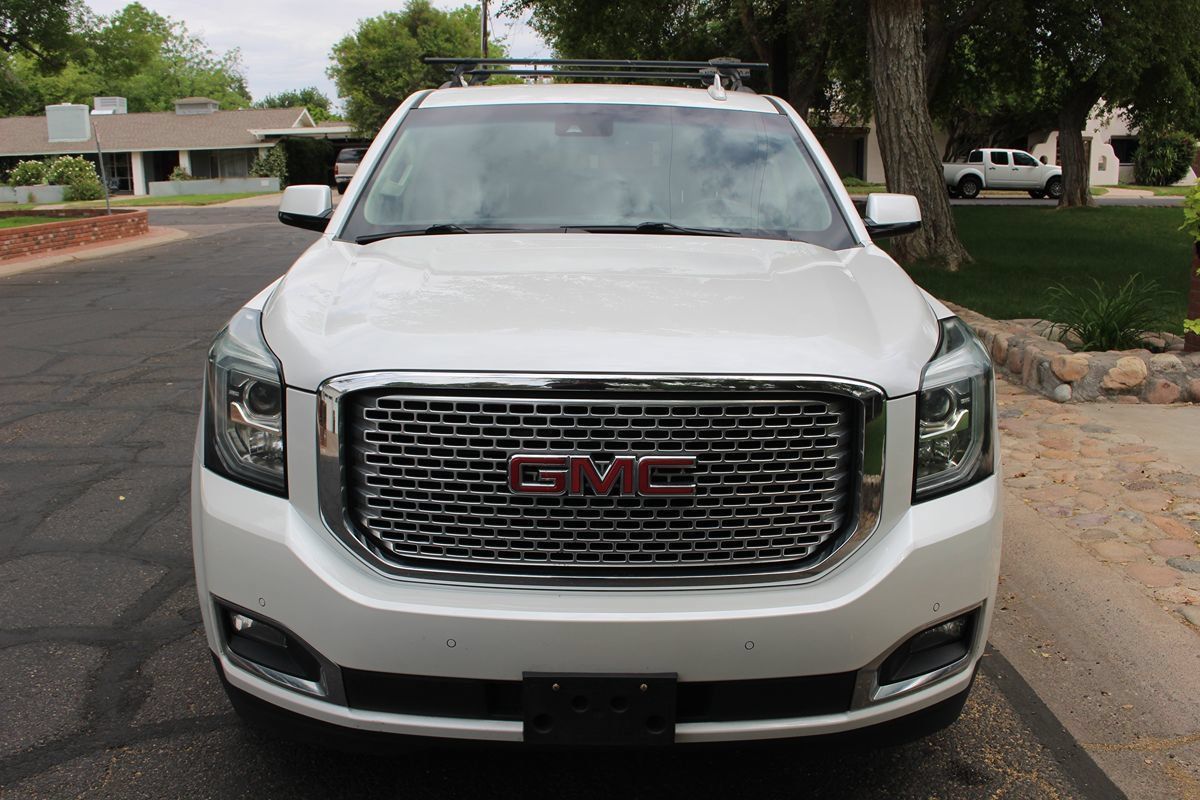 Used 2017 GMC Yukon Denali w/ Open Road Package AWD/4WD image 4