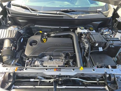 Used 2024 Chevrolet Equinox LT FWD image 22