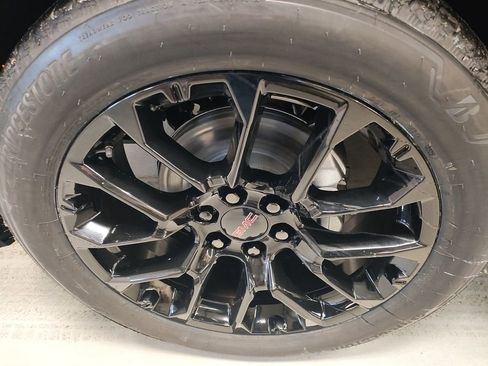 New 2026 GMC Yukon Elevation w/ Elevation Premium Package image 18