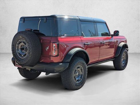 New 2025 Ford Bronco Badlands image 2