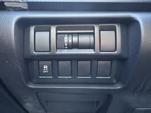 Used 2019 Subaru Impreza 2.0i image 32