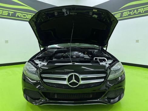 Used 2015 Mercedes-Benz C 300 Sedan image 4