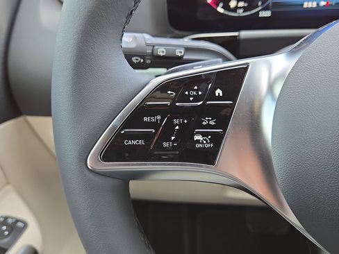 New 2025 Mercedes-Benz GLA 250 image 21