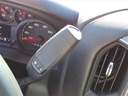 Used 2025 Chevrolet Silverado 2500 Custom w/ Custom Value Package image 13