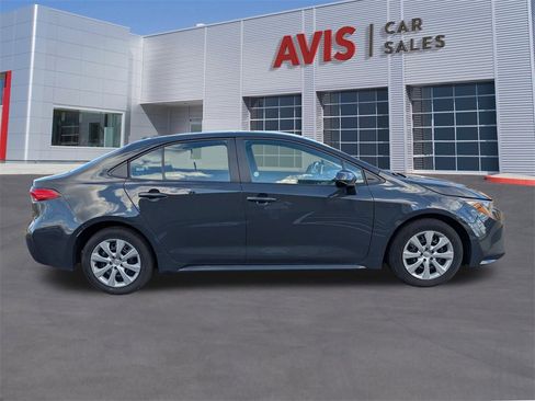 Used 2025 Toyota Corolla LE image 7