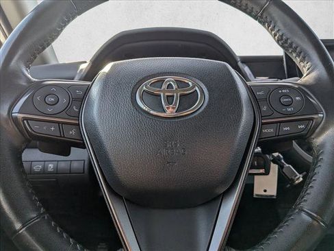 Used 2024 Toyota Camry SE image 14