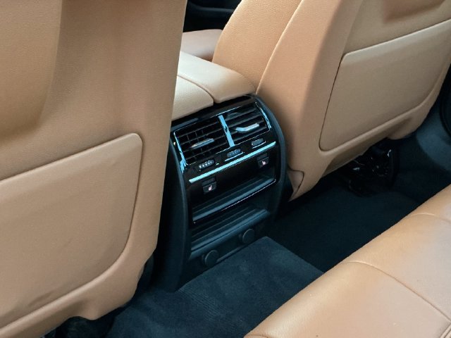 Used 2019 BMW 540i xDrive w/ Convenience Package AWD/4WD image 26