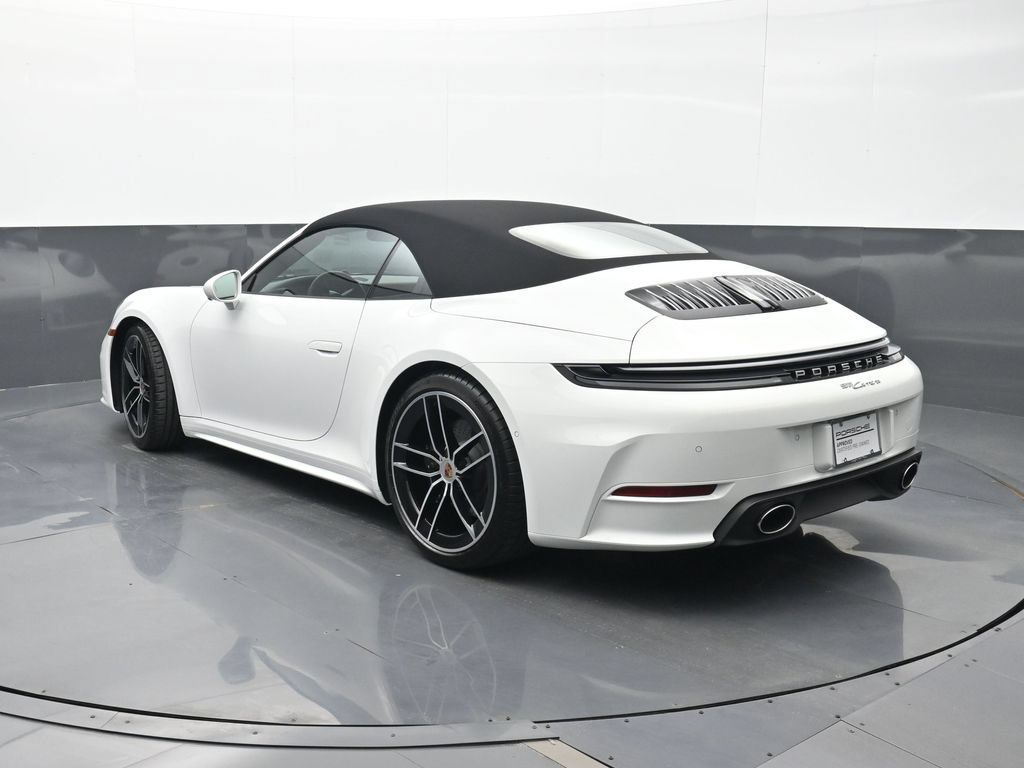 Certified 2026 Porsche 911 Carrera RWD image 3