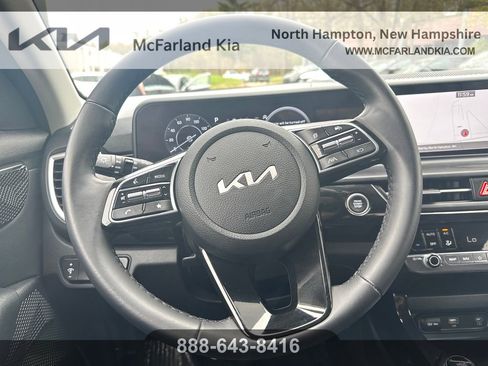 Used 2024 Kia Seltos S AWD/4WD image 15