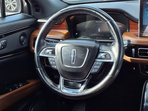 Certified 2023 Lincoln Nautilus Reserve FWD image 7