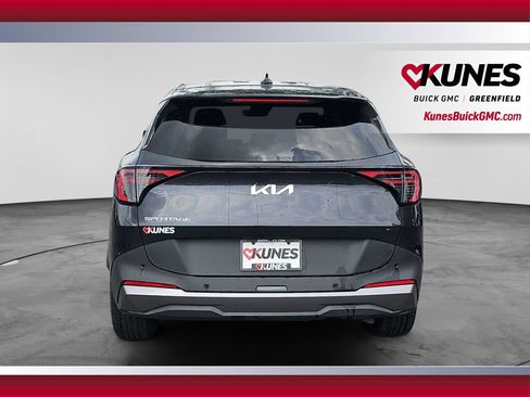 Used 2026 Kia Sportage LX FWD image 9