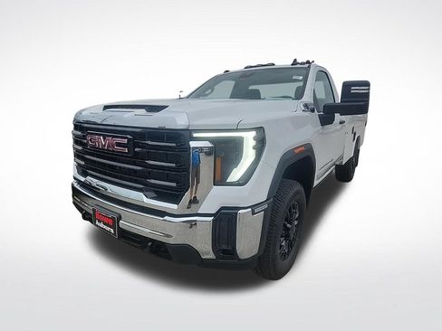 Used 2026 GMC Sierra 3500 Pro w/ Snow Plow Prep/Camper Package AWD/4WD image 3