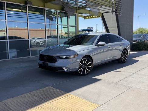 Used 2024 Honda Accord Touring image 1