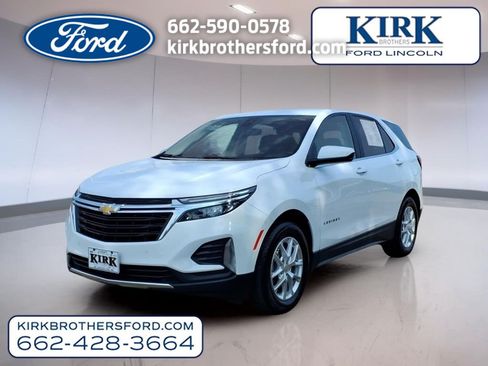 Used 2024 Chevrolet Equinox LT FWD image 1