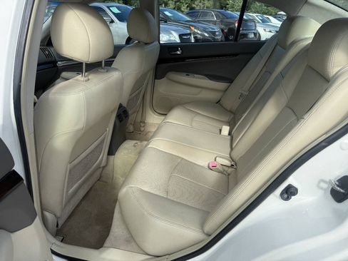 Used 2010 INFINITI G37 x Sedan w/ Premium Pkg AWD/4WD image 23