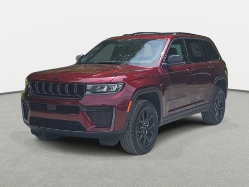New 2026 Jeep Grand Cherokee Altitude AWD/4WD image 39