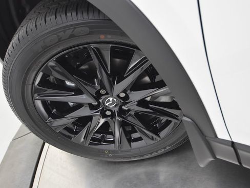 Certified 2025 MAZDA CX-5 Carbon Edition AWD/4WD image 32