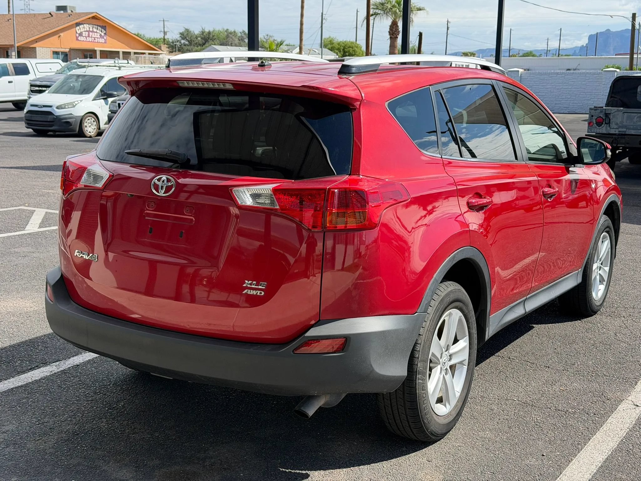 Used 2013 Toyota RAV4 XLE AWD/4WD image 10
