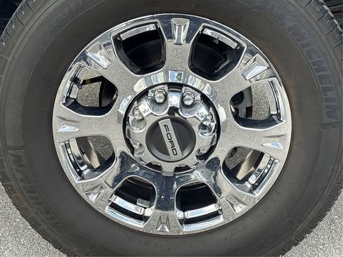 Used 2020 Ford F250 Lariat AWD/4WD image 13