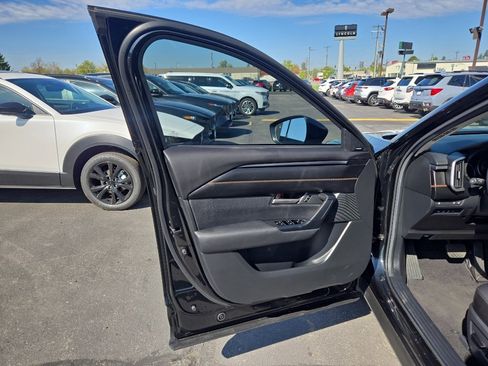 Used 2025 MAZDA CX-50 AWD 2.5 Turbo w/ Cargo Package image 11