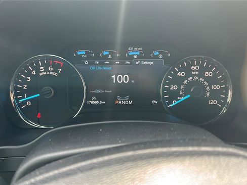 Used 2019 Ford F150 Platinum w/ Equipment Group 701A Luxury image 10