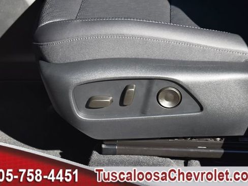 New 2026 Chevrolet Equinox LT w/ Convenience Package II FWD image 16