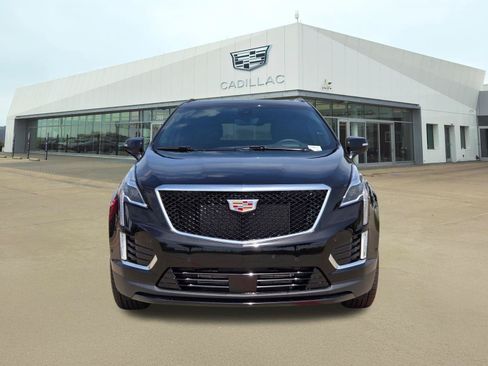 New 2026 Cadillac XT5 Sportv w/ LPO, Floor Liner Package AWD/4WD image 2
