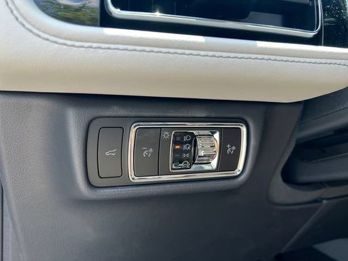 New 2026 Lincoln Aviator 2WD w/ Jet Appearance Package image 33