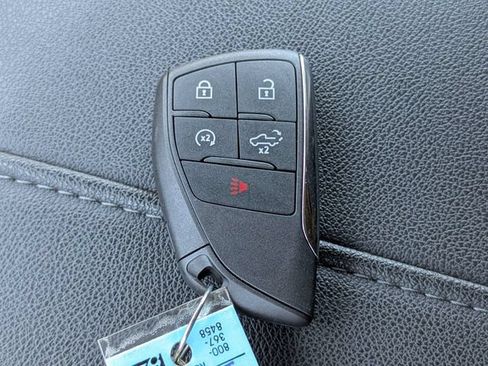 Used 2025 Chevrolet Silverado 1500 LT Trail Boss w/ Convenience Package II AWD/4WD image 29