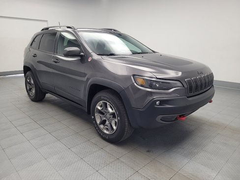 Used 2019 Jeep Cherokee Trailhawk AWD/4WD image 13