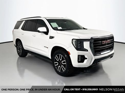 Used 2021 GMC Yukon AT4 w/ AT4 Premium Plus Package AWD/4WD image 3