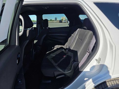 Used 2025 Dodge Durango GT AWD/4WD image 16