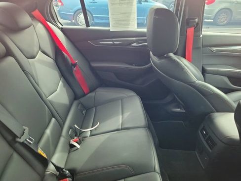 Used 2024 Cadillac CT5 V RWD image 4