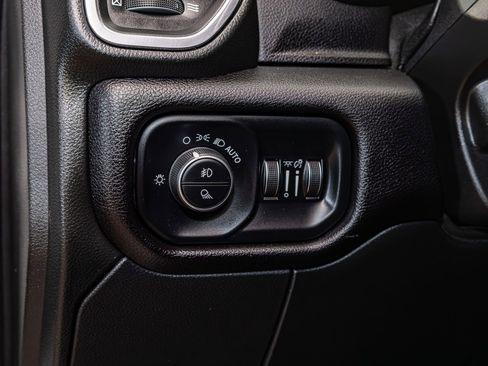 Used 2022 RAM 2500 Laramie w/ Night Edition image 18