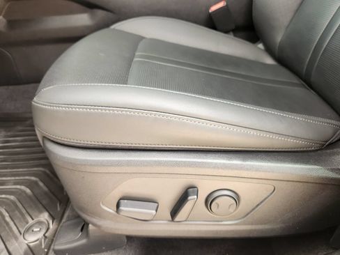 New 2026 Kia Sorento S w/ S Panoramic Sunroof Package FWD image 19