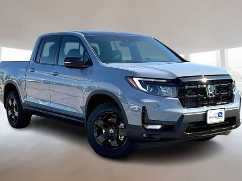 New 2026 Honda Ridgeline Black Edition image 2