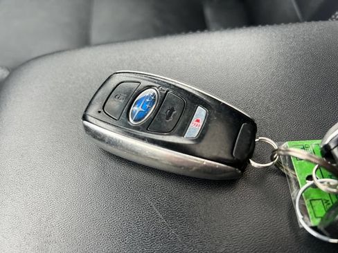 Used 2018 Subaru Outback 2.5i Limited AWD/4WD image 30