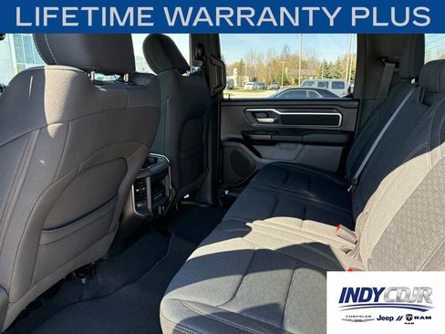 New 2026 RAM 1500 4x4 Crew Cab image 9