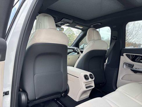 New 2026 Mercedes-Benz GLC 300 image 16