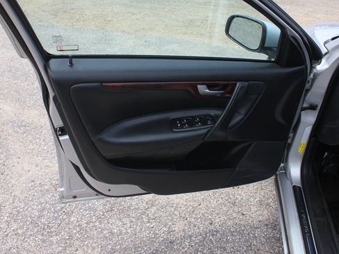 Used 2006 Volvo S60 2.5T FWD image 25