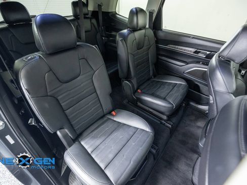 Used 2024 Kia Telluride SX Prestige w/ Towing Package AWD/4WD image 41