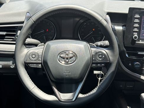 Used 2024 Toyota Camry SE FWD image 14